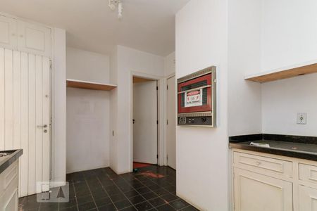 Casa à venda com 600m², 6 quartos e 6 vagasCozinha