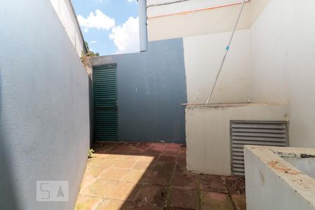 Casa à venda com 600m², 6 quartos e 6 vagasÁrea de serviço
