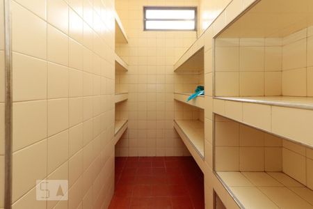 Casa à venda com 600m², 6 quartos e 6 vagasDispensa