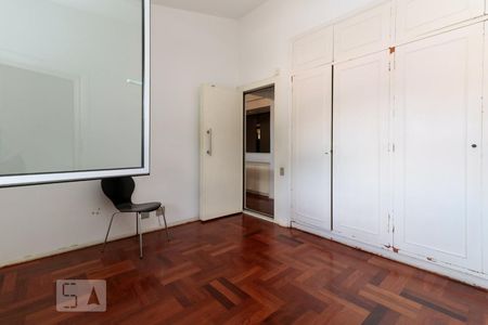 Casa à venda com 600m², 6 quartos e 6 vagasQuarto 3