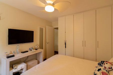 Apartamento à venda com 168m², 3 quartos e 2 vagas Apartamento à venda com 168m², 3 quartos e 2 vagasQuarto 3