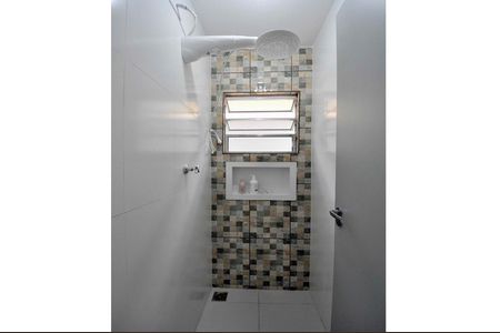 Chuveiro de kitnet/studio para alugar com 1 quarto, 20m² em Butantã, São Paulo