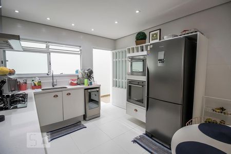 Casa para alugar com 480m², 3 quartos e 2 vagasCozinha