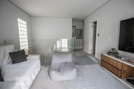 Casa para alugar com 480m², 3 quartos e 2 vagasSuíte 1