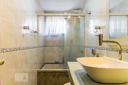 Apartamento à venda com 180m², 4 quartos e 3 vagasBanheiro da Suíte 1