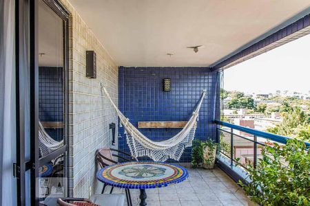 Apartamento à venda com 180m², 4 quartos e 3 vagasVaranda da Sala