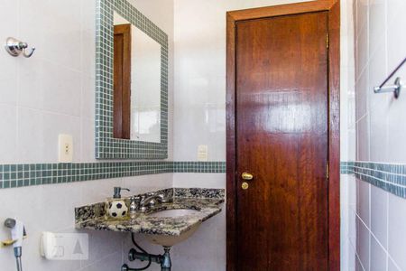 Apartamento à venda com 180m², 4 quartos e 3 vagasBanheiro Social