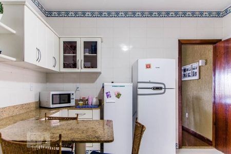 Apartamento à venda com 180m², 4 quartos e 3 vagasCozinha