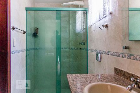 Apartamento à venda com 180m², 4 quartos e 3 vagasBanheiro da Suíte 2