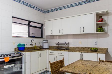 Apartamento à venda com 180m², 4 quartos e 3 vagasCozinha