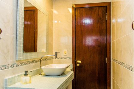 Apartamento à venda com 180m², 4 quartos e 3 vagasBanheiro da Suíte 1