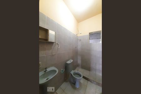 Apartamento para alugar com 60m², 2 quartos e sem vaga Apartamento para alugar com 60m², 2 quartos e sem vagaBanheiro Social