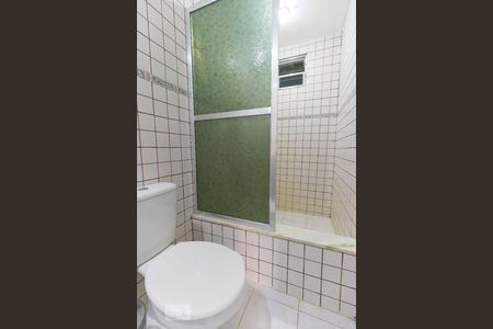 Casa à venda com 600m², 7 quartos e 6 vagasBanheiro Suíte 3 - Cobertura