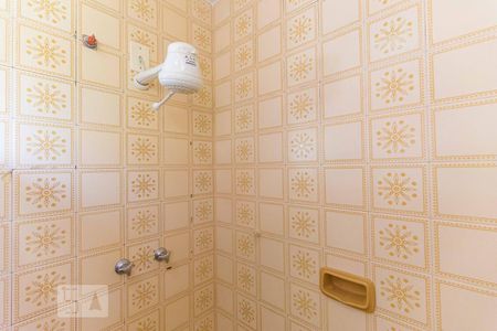 Casa à venda com 600m², 7 quartos e 6 vagasBanheiro da Suíte 2 - Chuveiro a gás