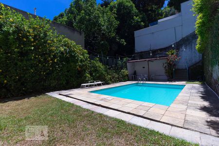 Casa à venda com 600m², 7 quartos e 6 vagasPiscina