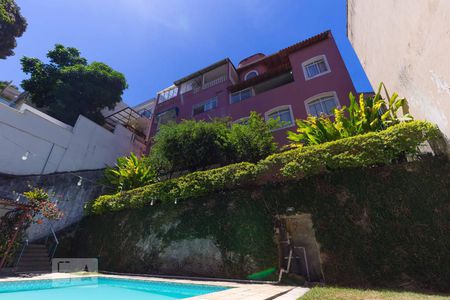 Casa à venda com 600m², 7 quartos e 6 vagasPiscina