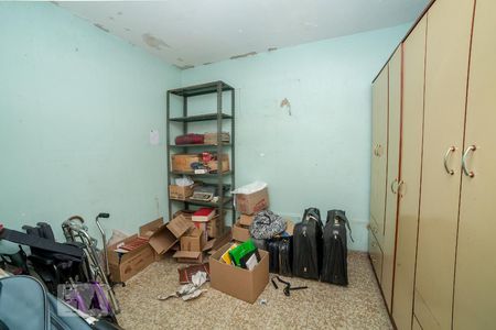 Casa à venda com 320m², 4 quartos e 4 vagas Casa à venda com 320m², 4 quartos e 4 vagasQuarto de Serviço