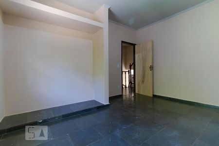 Casa à venda com 210m², 6 quartos e 4 vagas Casa à venda com 210m², 6 quartos e 4 vagasQuarto 03