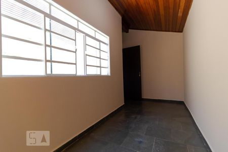 Casa à venda com 210m², 6 quartos e 4 vagas Casa à venda com 210m², 6 quartos e 4 vagasQuarto 05