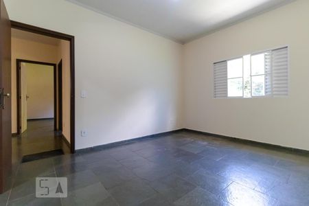 Casa à venda com 210m², 6 quartos e 4 vagas Casa à venda com 210m², 6 quartos e 4 vagasSuíte