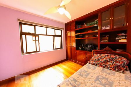 Casa à venda com 400m², 5 quartos e 4 vagasSuite 2