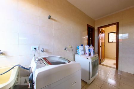 Casa à venda com 400m², 5 quartos e 4 vagasArea de Serviço