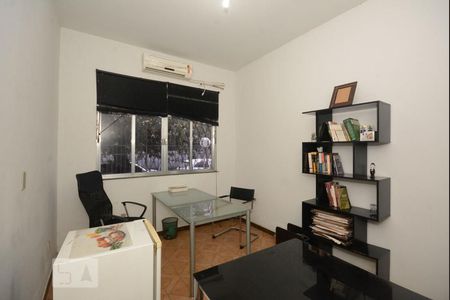 Casa à venda com 600m², 4 quartos e 2 vagas Casa à venda com 600m², 4 quartos e 2 vagasquarto 2