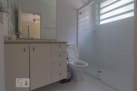 Casa para alugar com 200m², 3 quartos e 2 vagas Casa para alugar com 200m², 3 quartos e 2 vagasBanheiro - Quarto 1