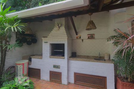 Casa para alugar com 200m², 3 quartos e 2 vagas Casa para alugar com 200m², 3 quartos e 2 vagasQuintal