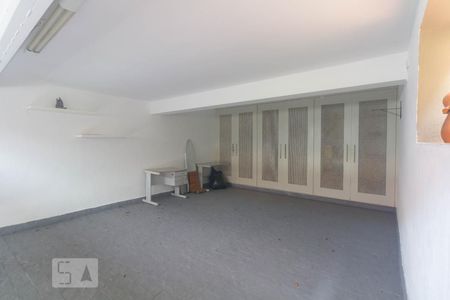 Casa para alugar com 200m², 3 quartos e 2 vagas Casa para alugar com 200m², 3 quartos e 2 vagasGaragem