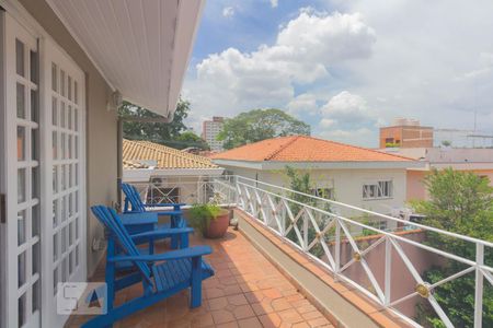 Casa para alugar com 200m², 3 quartos e 2 vagas Casa para alugar com 200m², 3 quartos e 2 vagasQuarto 3 - Sacada