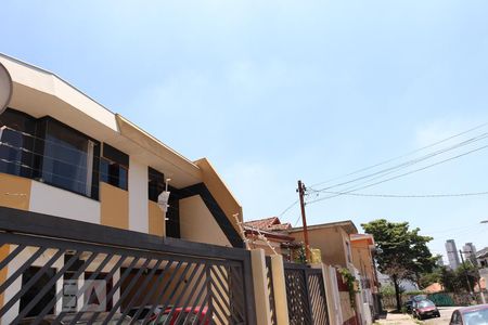 Casa à venda com 212m², 4 quartos e 4 vagasFachada