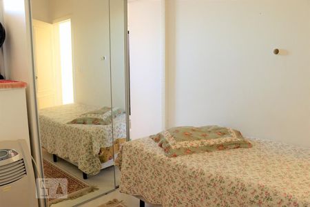 Casa à venda com 212m², 4 quartos e 4 vagasQuarto 3