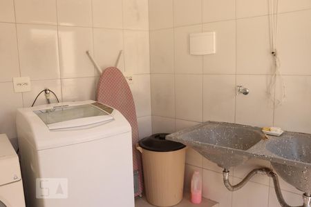 Casa à venda com 212m², 4 quartos e 4 vagasÁrea de Serviço