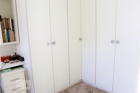 Casa à venda com 212m², 4 quartos e 4 vagasQuarto 4