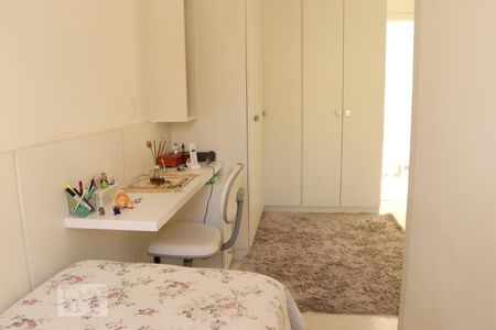 Casa à venda com 212m², 4 quartos e 4 vagasQuarto 4