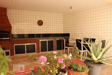 Casa à venda com 212m², 4 quartos e 4 vagasÁrea Externa