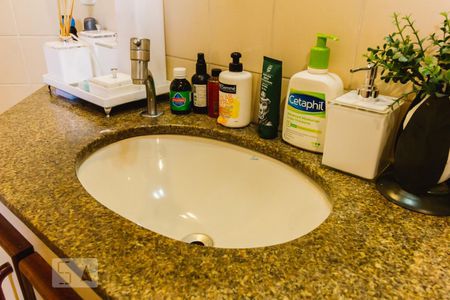 Apartamento para alugar com 53m², 2 quartos e 1 vagaBanheiro Pia