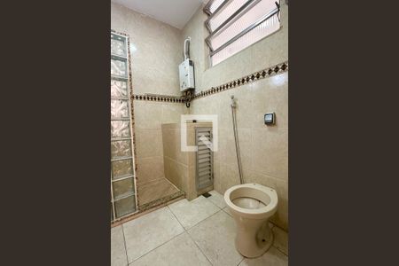 Apartamento à venda com 84m², 2 quartos e sem vaga Apartamento à venda com 84m², 2 quartos e sem vagaBanheiro Social