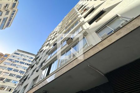 Apartamento à venda com 84m², 2 quartos e sem vaga Apartamento à venda com 84m², 2 quartos e sem vagaFachada