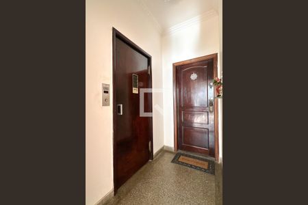 Apartamento à venda com 84m², 2 quartos e sem vaga Apartamento à venda com 84m², 2 quartos e sem vagaEntrada