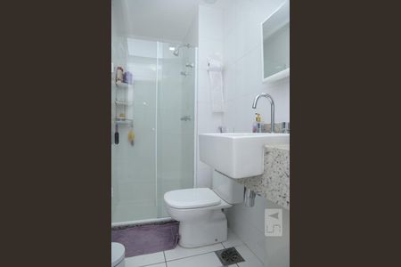 Banheiro Suíte 1 de apartamento à venda com 2 quartos, 64m² em Tijuca, Rio de Janeiro