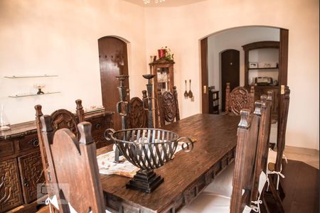 Apartamento para alugar com 290m², 3 quartos e 4 vagas Apartamento para alugar com 290m², 3 quartos e 4 vagasSala de Jantar