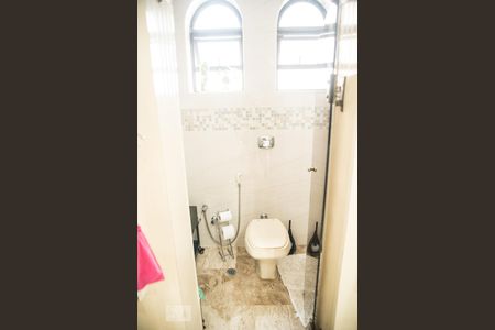 Apartamento para alugar com 290m², 3 quartos e 4 vagas Apartamento para alugar com 290m², 3 quartos e 4 vagasBanheiro Suite