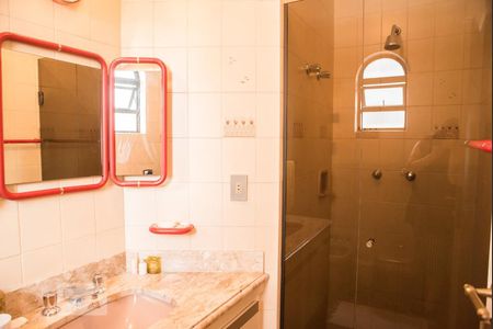 Apartamento para alugar com 290m², 3 quartos e 4 vagas Apartamento para alugar com 290m², 3 quartos e 4 vagasBanheiro suite 2