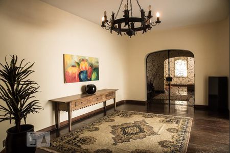 Apartamento para alugar com 290m², 3 quartos e 4 vagas Apartamento para alugar com 290m², 3 quartos e 4 vagasHall