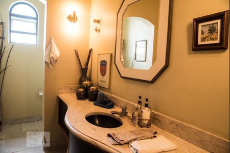 Apartamento para alugar com 290m², 3 quartos e 4 vagas Apartamento para alugar com 290m², 3 quartos e 4 vagasLavabo