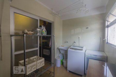 Apartamento para alugar com 95m², 3 quartos e 1 vagaÁrea de Serviço