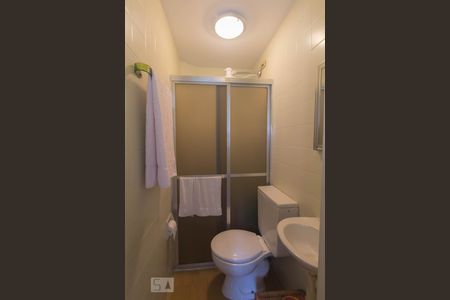 Apartamento para alugar com 95m², 3 quartos e 1 vagaÁrea de Serviço - Banheiro