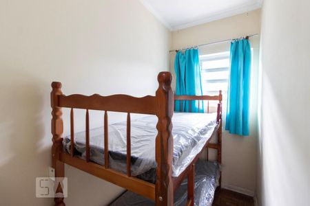 Casa à venda com 1200m², 4 quartos e 2 vagas Casa à venda com 1200m², 4 quartos e 2 vagasQuarto